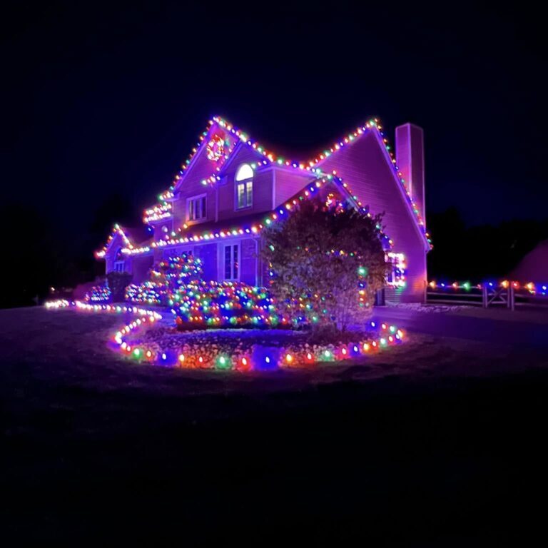 team h2o spray holiday light installation